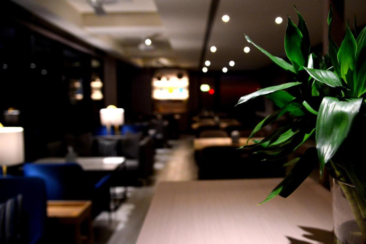 Jolley Hotel Taipei Esterno foto