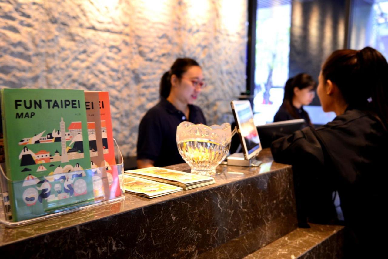 Jolley Hotel Taipei Esterno foto